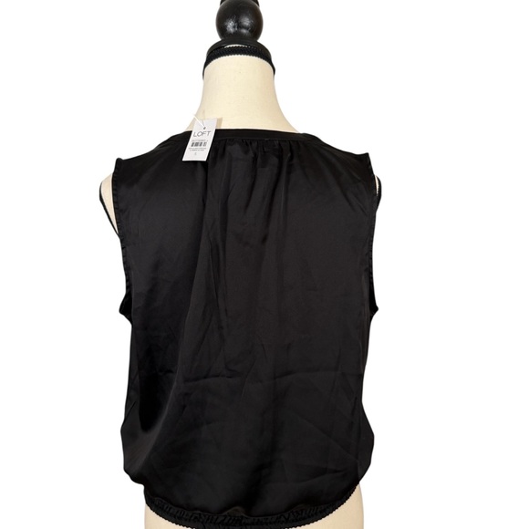 NWT LOFT Black Sleeveless Top, elastic banded bottom shirt, small - Picture 3 of 4